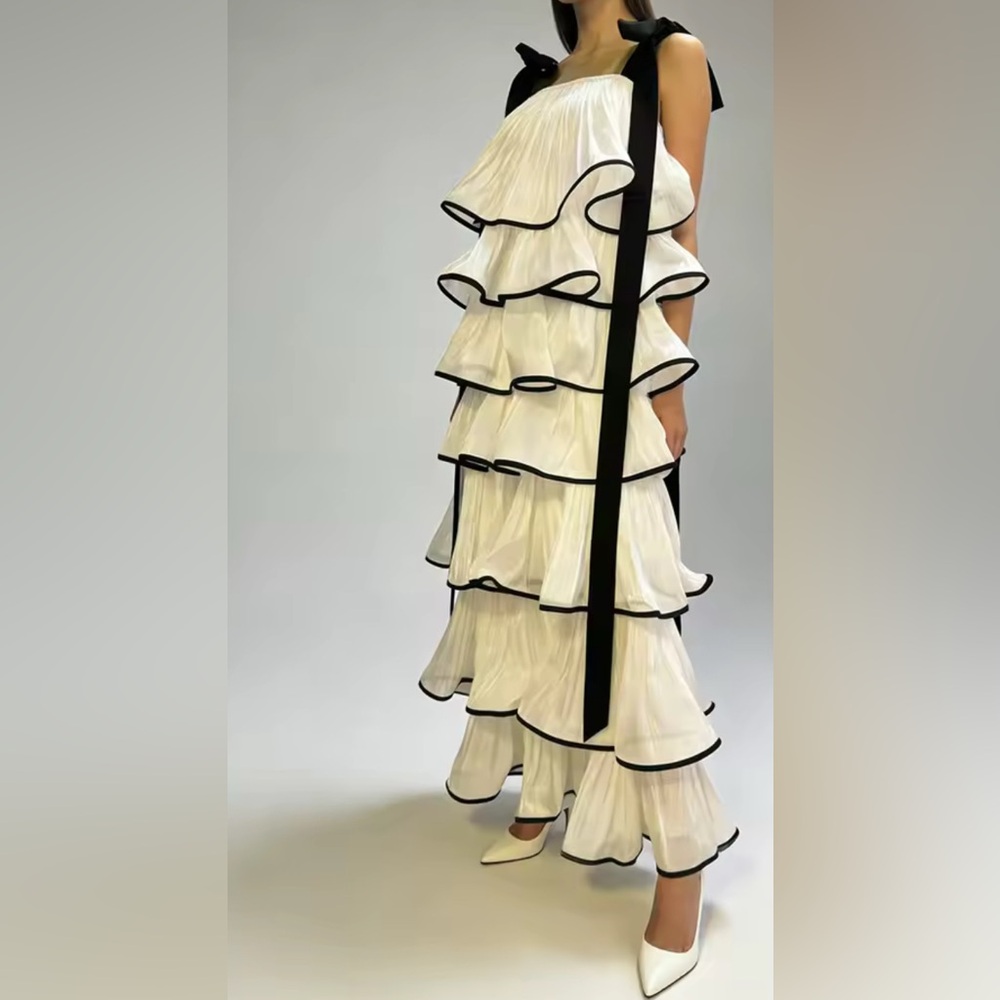 NEW $300 Ophelia Ruffle Dress